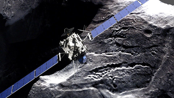 Vue d'artiste de la sonde Rosetta en train de survoler la comète Tchouri, qui illustre actuellement la page Wikipédia sur la mission Rosetta. On y voit le corps environ cubique du robot, autour duquel sont déployés des panneaux solaires (qui peuvent faire penser à des ailes, mais des ailes seraient inutiles dans l'espace). En dessous, on voit ce qui ressemble à la surface accidentée d'un gros caillou.