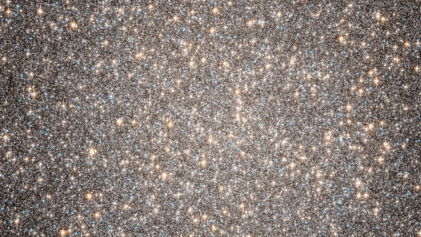 Vue zoomée sur Oméga du Centaure (image initialement trouvée sur le blog Big Picture, sur le site du Boston Globe, c'était une des images de leur calendrier de l'avent astronomique de 2009). On voit, littéralement, une myriade d'étoiles couvrant l'ensemble de l'image, ce qui est assez magnifique. Si on dézoome un peu (comme sur l'image qui illustre actuellement la page Wikipédia d'Oméga du Centaure, par exemple), on voit que ces images sont globalement réunies sous la forme d'une grosse boule.